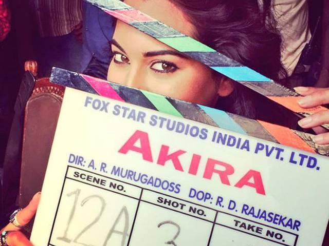 अभिनेत्री सोनाक्षी सिन्हा ने तोड़ा खुद का रिकॉर्ड! How did Sonakshi Sinha ‘break her own record’?