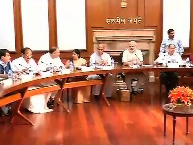 कैबिनेट बैठक में नहीं हुआ महंगाई भत्ते पर कोई फैसला Government may announce 6% hike in DA for central govt employees