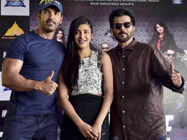 क्या मैरिड लाइफ में खुश नहीं हैं जॉन अब्राहम? John Abraham dodges question on his marriage