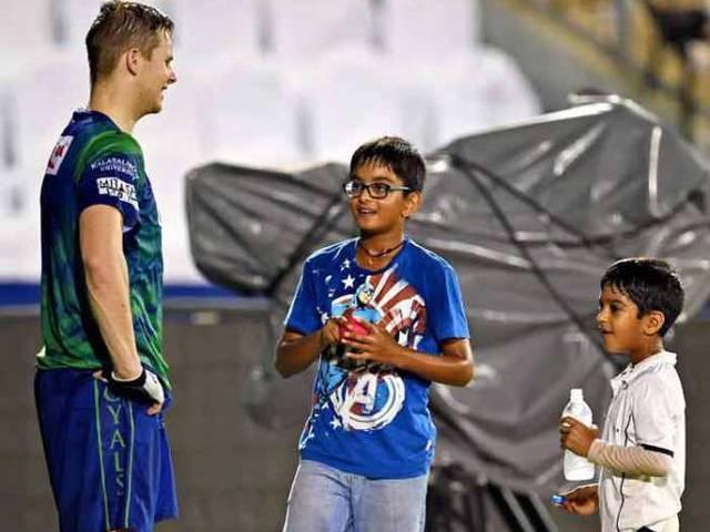 राहुल द्रविड़ के बेटे समित ने 77 रन बनाकर दिलाई टीम को जीत Rahul Dravid’s son Samit hits match-winning knock