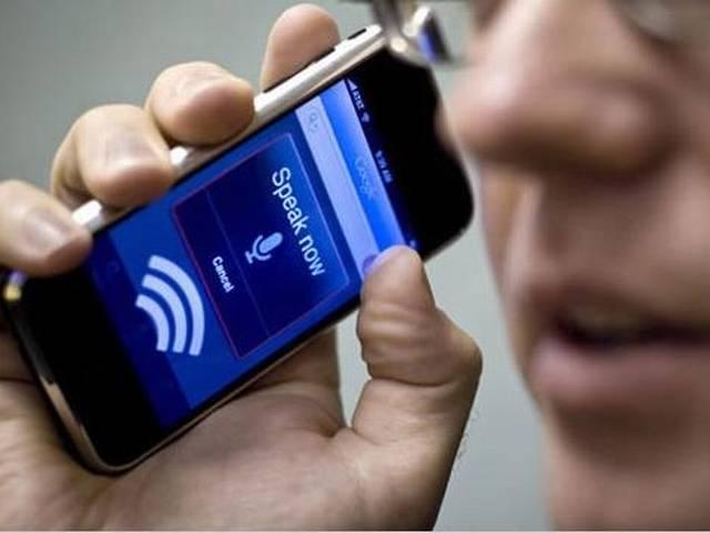 गर्लफ्रेंड का दिल जीतने के लिए आप भी करें ये काम Emails express love better than voice messages