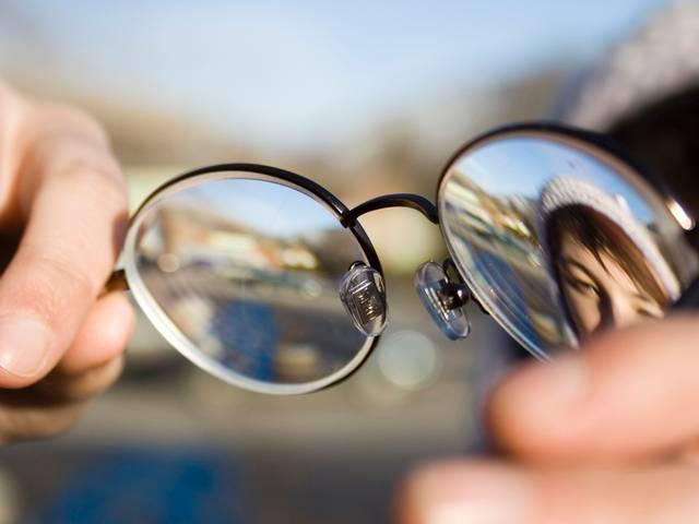 ... तो इस वजह से पास की चीजें देखने में होती है परेशानी Understanding Vision Problems