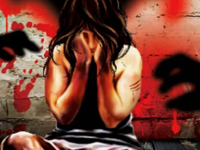नौकरी का झांसा देकर नाबालिग लड़की के साथ गैंगरेप jaipur girl gand rapet