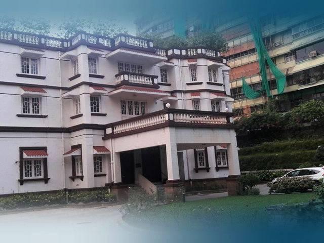 मुंबई में हुई सबसे महंगी डील, बिड़ला ने 425 करोड़ में खरीदा सपनों का महल Kumar Managalam Birla buys iconic Jatia House for Rs 425 cr