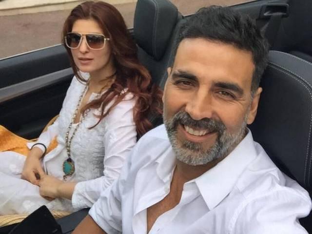 बर्थडे पर ट्विंकल के साथ अक्षय की डिनर डेट A dinner ‘date’ for ‘birthday boy’ Akshay Kumar with wife Twinkle Khanna