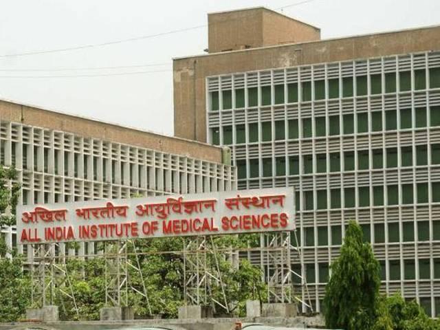 एम्स के कर्मचारी की डेंगू से मौत aiims employee dies of dengue