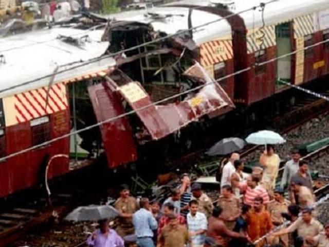 मुंबई लोकल ब्लास्ट केस : 188 लोगों की मौत के 12 जिम्मेदार Mumbai local train blasts case verdict today