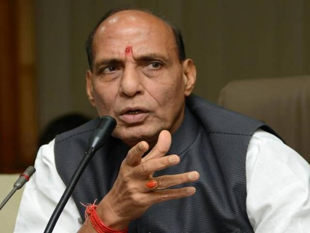 राजनाथ ने पाकिस्तान से कहा India won’t fire first bullet along border, Rajnath Singh tells Pak Rangers
