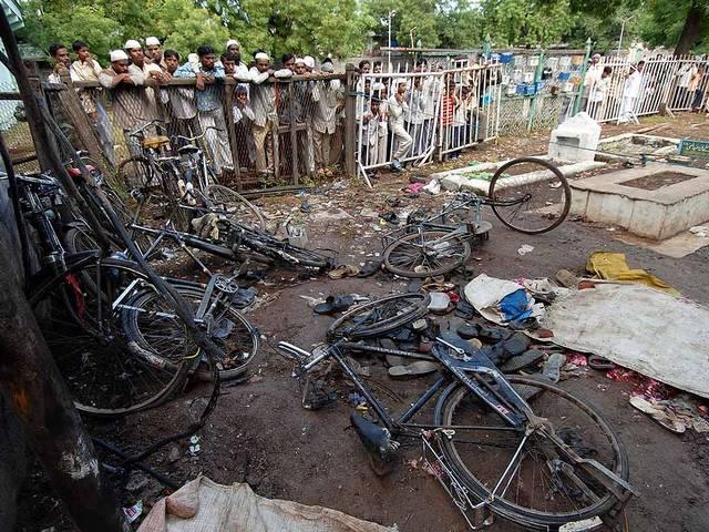 मालेगांव विस्फोट कांड प्रासीक्यूटर मामले में केंद्र को नोटिस malegaon blast case: SC notice on removal of prosecutor