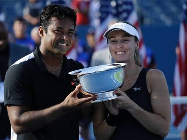 US OPEN: हिंगिस संग खिताब जीत पेस ने रचा नया इतिहास Leander Paes and Martina Hingis win historic mixed doubles title