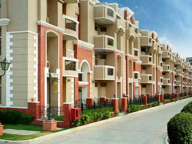 15 फीसदी IAS के पास न मकान, न जमीन ! 15% IAS officers claim to own no land, house