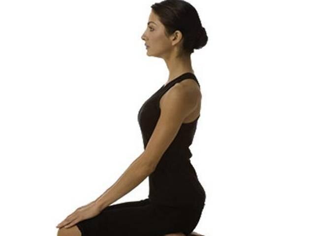 रोजाना ये एक आसन डायबिटीज को बोलेगा बाय-बाय yoga poses for diabetes