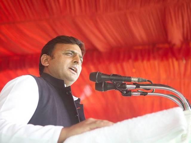 महाराष्ट्र के मंत्री ने उड़ाया अखिलेश यादव का मजाक Maharashtra minister mocks Akhilesh Yadav’s move to garner investments