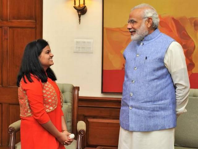 पीएम मोदी से मिलीं इंडियल आइडल जूनियर अनन्या Indian Idol Junior Winner Ananya Sritam Meets PM Modi