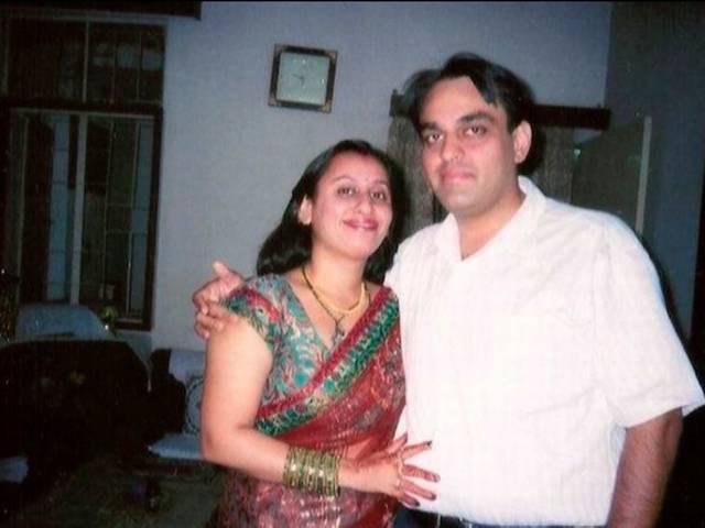 दो साल की बच्ची की बीमारी से बेबस होकर मां ने की हत्या, ख़ुद भी लगा ली फांसी mother killed her two year child and hangs herself