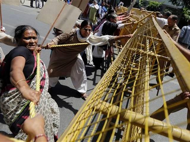 भारत छोड़कर निकला नेपाली महिलाओं से रेप का आरोपी सउदी राजनयिक Saudi Arabian diplomat accused in rape case leaves India