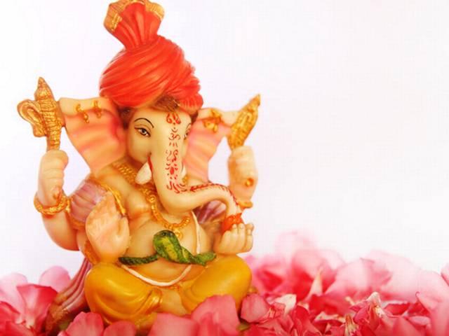 इस बार गणेशोत्सव पर जेल बंदियों की बनाई मूर्तियां! chhattisgarh Jail ganesh UTSAV