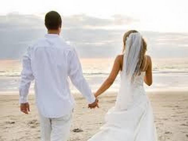 पुरुषों और महिलाओं को आकर्षक जोड़ीदार पसंद man and woman like