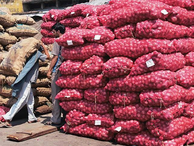 दिल्ली में प्याज में घोटाला हुआ या नहीं? AAP government Onion Scam