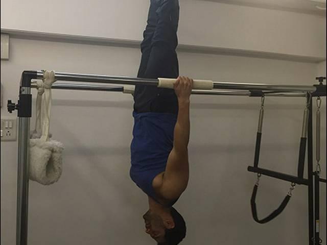 फिटनेस के लिए पिलेट्स ट्रेनिंग ले रहे हैं सितारे Varun Dhawan Jacqueline Fernandez and arjun kapoor like pilates training