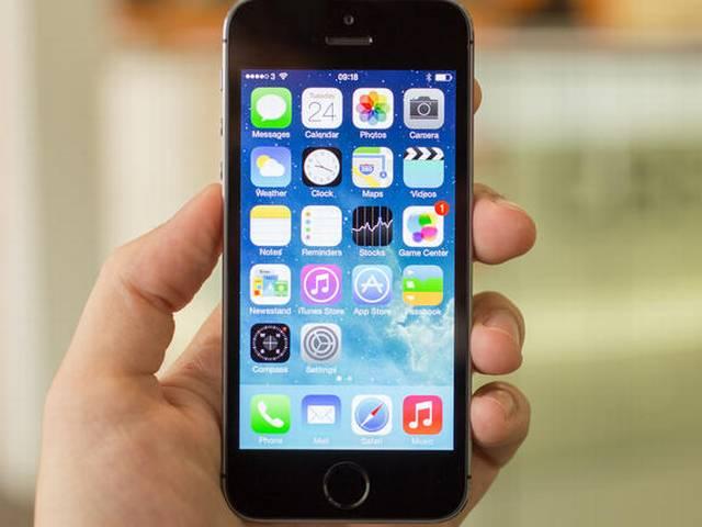 एपल के एप स्टोर पर से 300 एप हटाए गए, मालवेयर का खतरा Apple Removes 300 Infected Apps from App Store