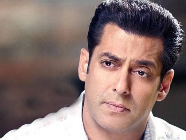 'अहम गवाह से क्यों नहीं पूछा गया कि सलमान कार चला रहे थे या नहीं' Key eye-witness silent on whether Salman was driving: lawyer