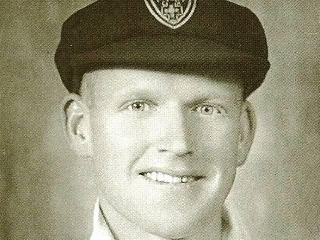 आस्ट्रेलिया के सबसे उम्रदराज क्रिकेट खिलाड़ी का निधन Australia’s oldest cricketer dies at 100