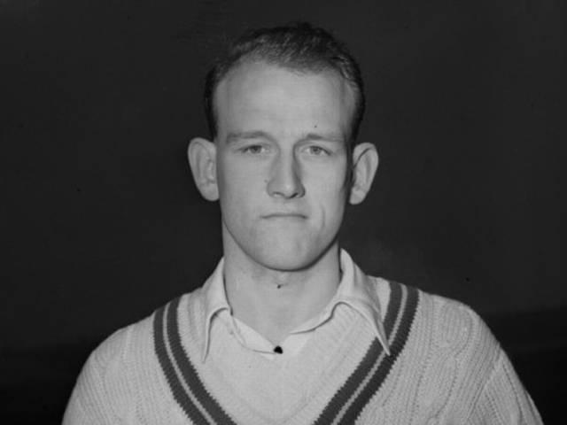 इंग्लैंड के तेज गेंदबाज टायसन नहीं रहे frank tyson