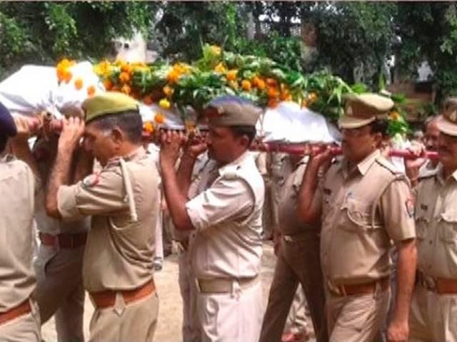 सहारनपुर: इंस्पेक्टर की मौत को सांप्रदायिक रंग देकर माहौल बिगाड़ने की कोशिश saharanpur communal conspirasy over cop death