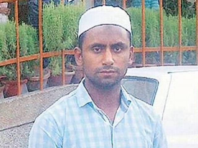 दादरी हत्याकांड: अखलाक के बेटे ने सियासत नहीं करने की अपील की dadri lynching: akhlaq’s son appeals to not to politicize his father’s killing