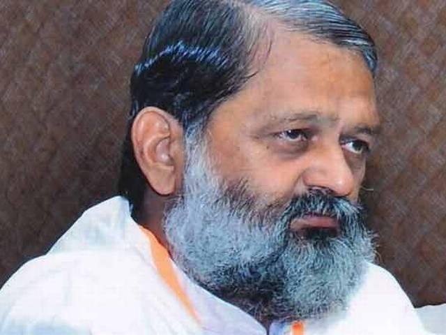 दादरी कांड के बीच हरियाणा के मंत्री बोले, 'गाय को राष्ट्रीय पशु बनाओ' Instead of tiger, declare cow as our national animal, says Haryana minister