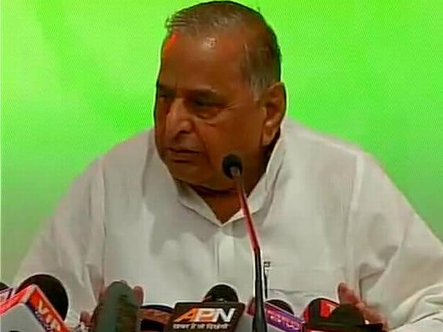 मुजफ्फरनगर में साजिश की गई थी, दादरी में भी साजिश की गई: मुलायम The culprits in the Dadri will not be spared-Mulayam Singh