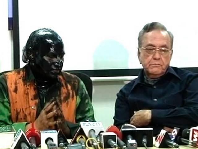भारत-पाक शांति के लिए वाजपेयी के रास्ते पर चलें मोदी: कसूरी Modi should take forward Vajpayee’s work for Indo-Pak peace: Kasuri