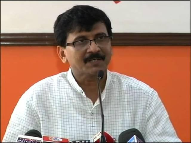 विश्व में नरेंद्र मोदी की पहचान 'गोधरा' से: शिवसेना PM remarks on Dadri is unfortunate : Shiv Sena