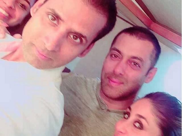 CUTE PHOTO: सलमान खान ने किया करीना को 'KISS' How Sweet: Salman Khan Kissing Kareena Kapoor