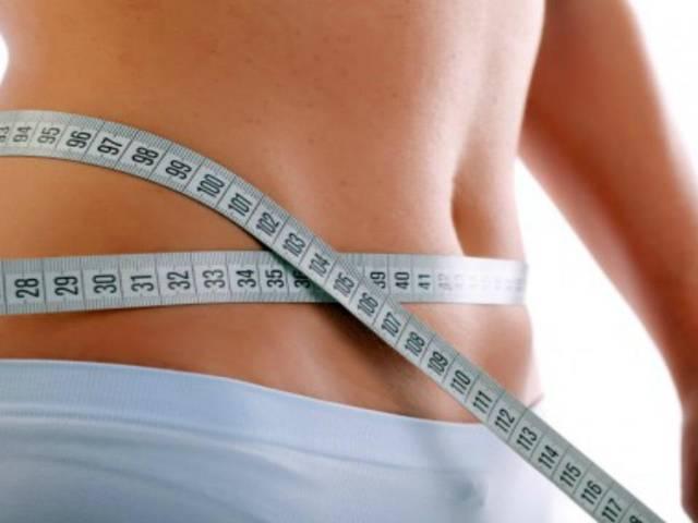 ये 5 पेय पदार्थ घटाएंगे पेट की चर्बी Drinks That Shrink Your Belly