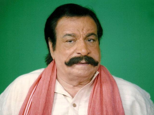 बीमार कादर खान का इलाज करेंगे बाबा रामदेव Kader Khan To Be Treated At Baba Ramdev’s Patanjali Yogpeeth