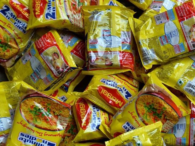 नहीं खत्म हुआ मैगी का बुरा दौर, 9 सैंपल की होगी जांच 9 maggi sample send for test