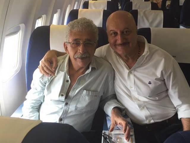 नसीरूद्दीन शाह के सोशल नेटवर्क अकाउंट हैं फर्जी: अनुपम खेर Naseeruddin Shah bogus social networking accounts: Anupam Kher
