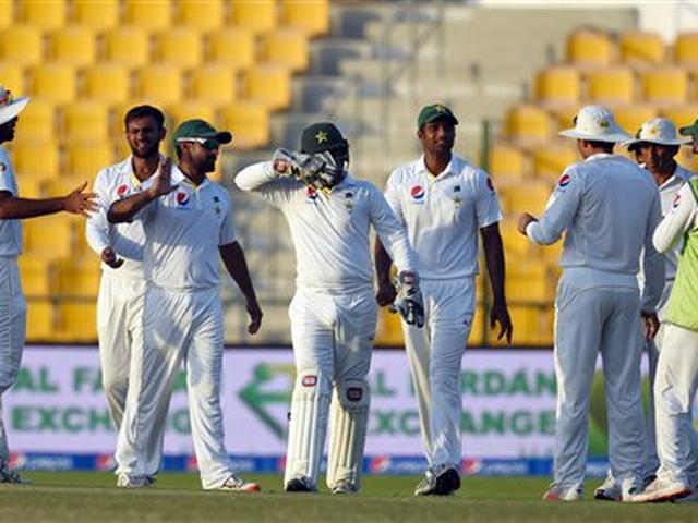 पाकिस्तान टीम पर बरसे पूर्व खिलाड़ी pakistan’s ex players angry on team