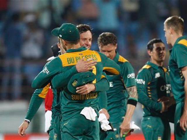 राजकोट वनडे में भारत की फिर शर्मनाक हार, जीता हुआ मैच 18 रन से गंवाया South Africa win third ODI against India by 18 runs