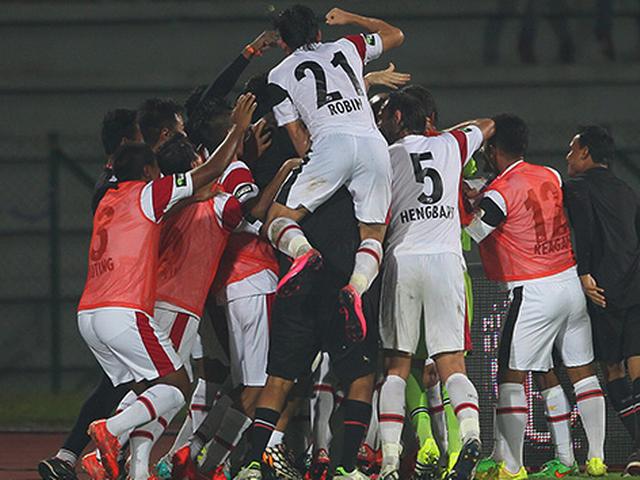 नॉर्थईस्ट यूनाईटेड ने चेन्नईयिन एफसी को 2-0 से हराया NorthEast United FC VS Chennaiyin FC