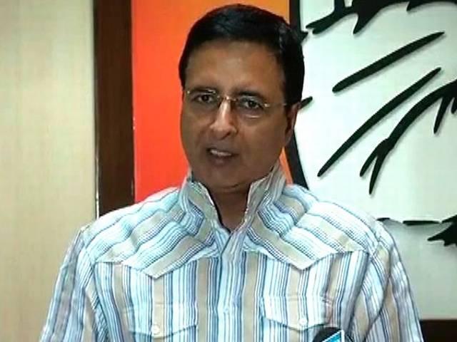 मोदी सरकार के मंत्री हर रोज एक विवाद की नीति का पालन कर रहे हैं: कांग्रेस Congress demands resignation of VK Singh, Kiren Rijiju