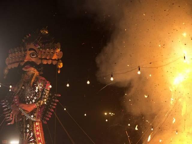 देश भर में हर्षोल्लास से मनाया गया बुराई पर अच्छाई की जीत का पर्व दशहरा festival of victory of good over evil Dussehra celebrated across the country