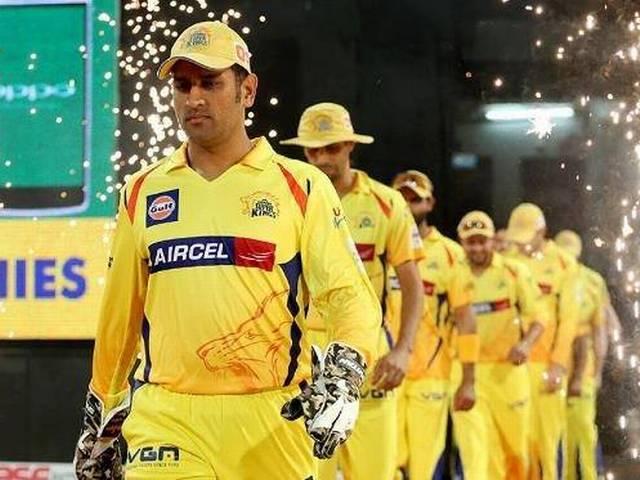8 साल बाद CSK छोड़ एक नई टीम की जर्सी में IPL में उतरेंगे कप्तान धोनी! After 8 years at CSK, Dhoni set to join new IPL team