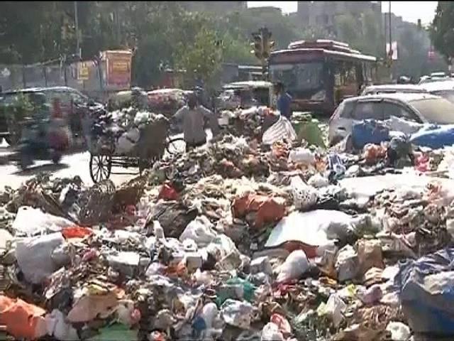 दिल्ली को गंदा करने का जिम्मेदार कौन ? who is responsible for delhi dirty condition
