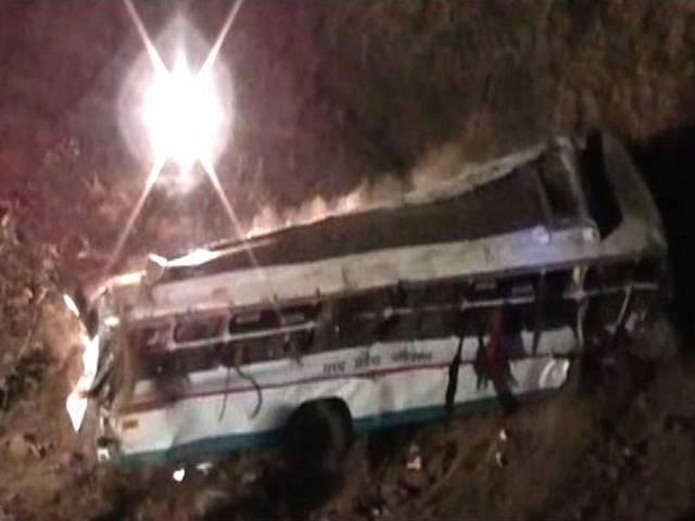 मिजोरम: खाईं में गिरी बस, 11 लोगों की मौत 11 killed in mizoram bus accident