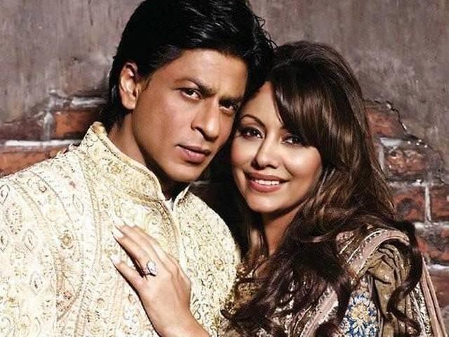 Anniversary Special: 24 साल बाद भी जवां है शाहरुख और गौरी का इश्क Shah Rukh Khan praises his wife Gauri on their wedding anniversary