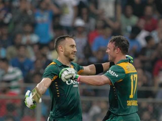 तीनों में बेस्ट था डु प्लेसिस का शतक: डिविलियर्स Du Plessis hundred was the best of the three: De Villiers