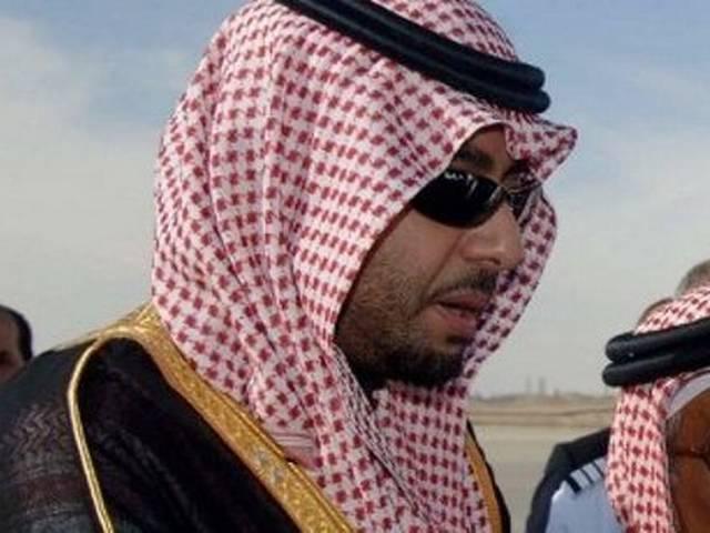 स्विमिंग पूल में अपने पूरे स्टाफ को न्यूड होने को कहता था ये सऊदी प्रिंस Saudi prince ordered his entire staff to strip naked at his swimming pool